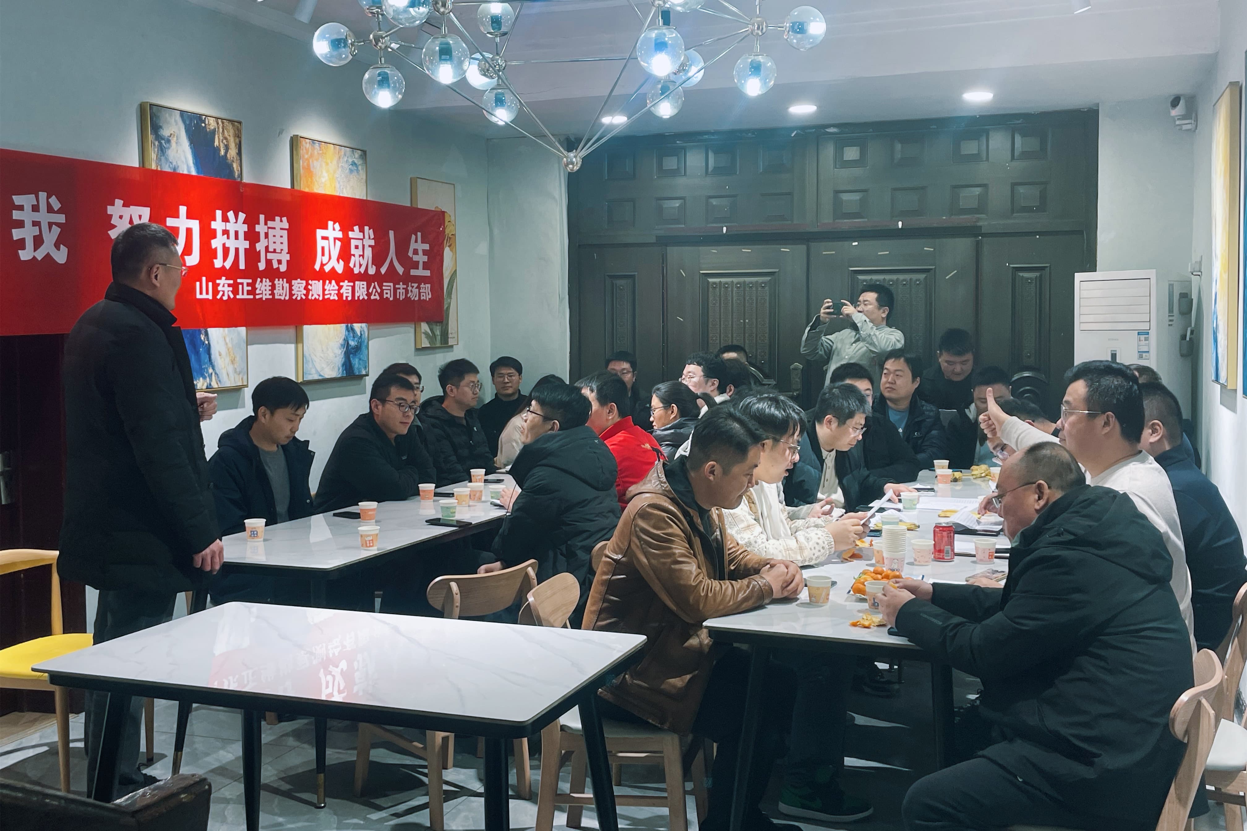 市場(chǎng)_副本.jpg